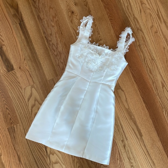 ELLIATT Elder Dress S - Picture 3 of 11